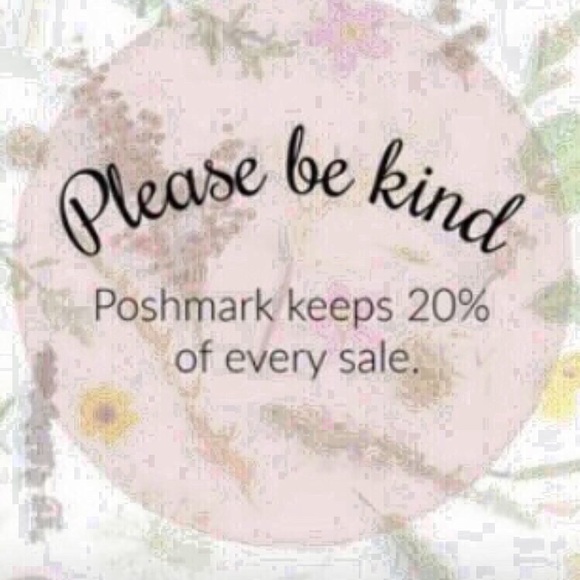 Willow Tree® Angel of Prayer Figurine - Picture 6 of 7